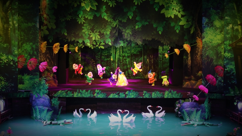 Chương trình Thế Giới Thần Tiên do Ngôi Sao Trẻ thiết kế và tổ chức